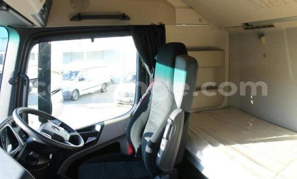 Acheter Occasion Utilitaire Mercedes‒Benz Truck Blanc à Gobabis, Omaheke Acheter Occasion Utilitaire Mercedes‒Benz Truck Blanc à Gobabis, Omaheke