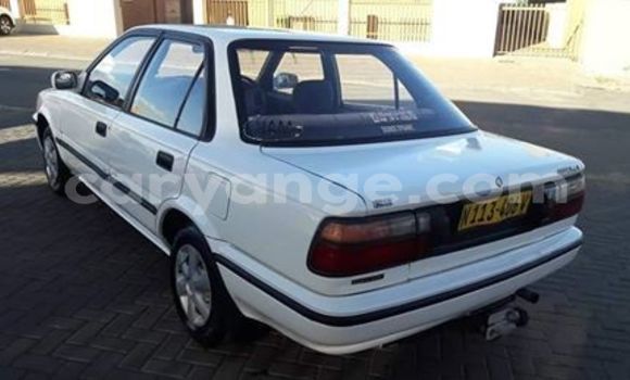 Acheter Occasion Voiture Toyota Corolla Blanc à Windhoek, Namibie Acheter Occasion Voiture Toyota Corolla Blanc à Windhoek, Namibie
