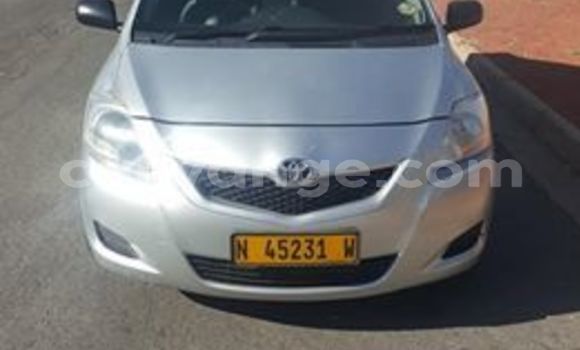 Acheter Occasion Voiture Toyota Yaris Gris à Windhoek, Namibie Acheter Occasion Voiture Toyota Yaris Gris à Windhoek, Namibie