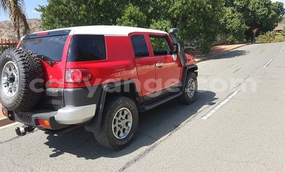 Acheter Occasion Voiture Toyota FJ Cruiser Rouge à Windhoek, Namibie Acheter Occasion Voiture Toyota FJ Cruiser Rouge à Windhoek, Namibie