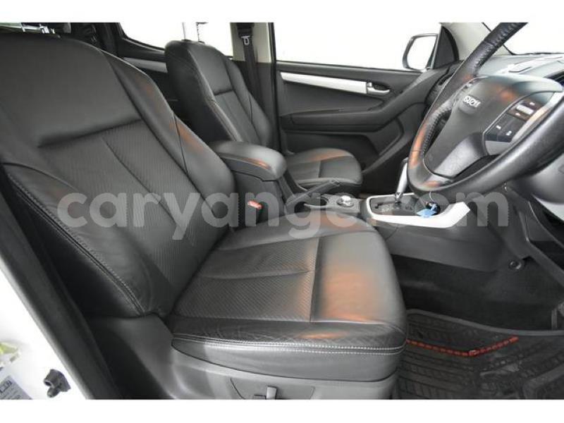 Big with watermark crop800x600 4 