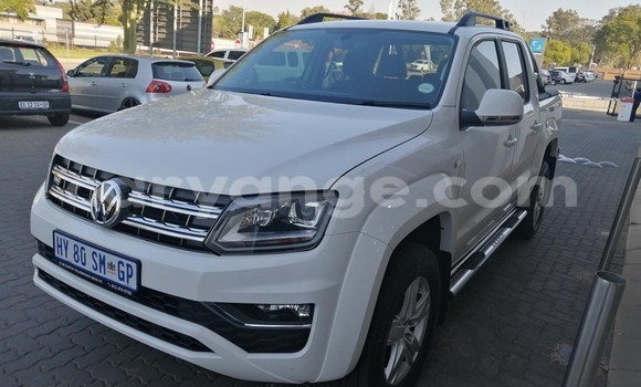 Buy Used Volkswagen Amarok White Car in Bethanien in Karas Buy Used Volkswagen Amarok White Car in Bethanien in Karas