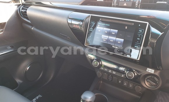 Buy Used Toyota Hilux White Car in Bethanien in Karas Buy Used Toyota Hilux White Car in Bethanien in Karas