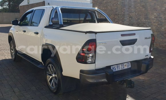 Buy Used Toyota Hilux White Car in Bethanien in Karas Buy Used Toyota Hilux White Car in Bethanien in Karas