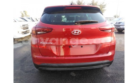 Acheter Import Voiture Hyundai Tucson Rouge à Import - Dubai, Namibie Acheter Import Voiture Hyundai Tucson Rouge à Import - Dubai, Namibie