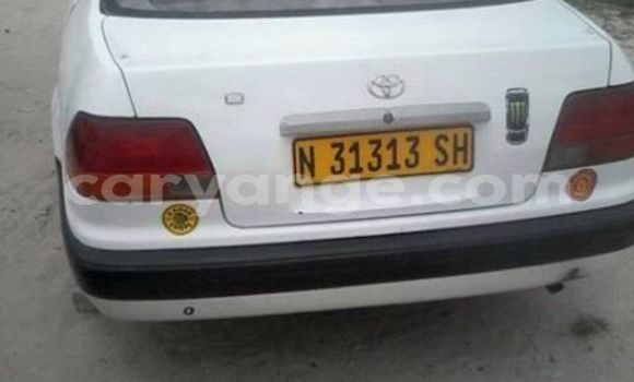 Acheter Occasion Voiture Toyota Corolla Blanc à Windhoek, Namibie Acheter Occasion Voiture Toyota Corolla Blanc à Windhoek, Namibie