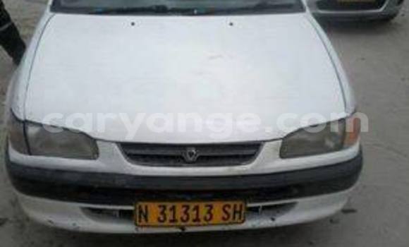 Acheter Occasion Voiture Toyota Corolla Blanc à Windhoek, Namibie Acheter Occasion Voiture Toyota Corolla Blanc à Windhoek, Namibie