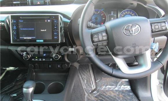 Buy Used Toyota Hilux White Car in Swakopmund in Namibia Buy Used Toyota Hilux White Car in Swakopmund in Namibia
