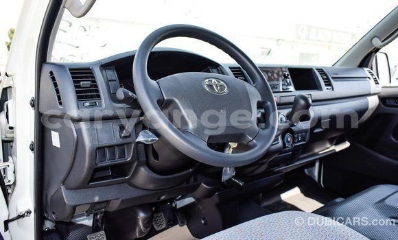 Buy Import Toyota 4Runner White Car in Import - Dubai in Namibia Buy Import Toyota 4Runner White Car in Import - Dubai in Namibia