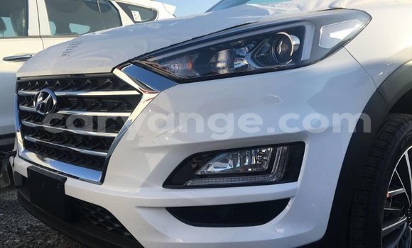 Buy Import Hyundai Tucson White Car in Import - Dubai in Namibia Buy Import Hyundai Tucson White Car in Import - Dubai in Namibia