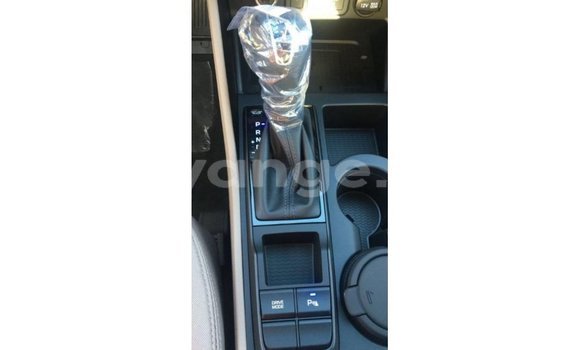 Buy Import Hyundai Tucson White Car in Import - Dubai in Namibia Buy Import Hyundai Tucson White Car in Import - Dubai in Namibia