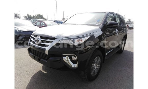 Acheter Import Voiture Toyota Fortuner Noir à Import - Dubai, Namibie Acheter Import Voiture Toyota Fortuner Noir à Import - Dubai, Namibie