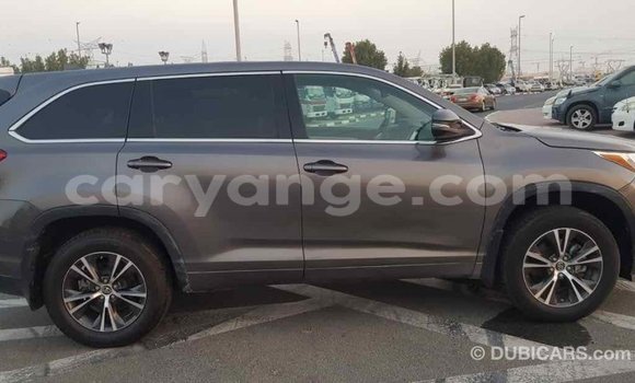 Acheter Import Voiture Toyota Highlander Autre à Import - Dubai, Namibie Acheter Import Voiture Toyota Highlander Autre à Import - Dubai, Namibie