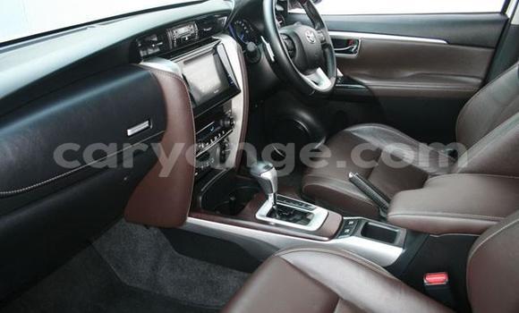 Buy Used Toyota Fortuner White Car in Gobabis in Omaheke Buy Used Toyota Fortuner White Car in Gobabis in Omaheke