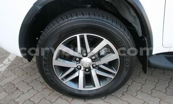 Buy Used Toyota Fortuner White Car in Gobabis in Omaheke Buy Used Toyota Fortuner White Car in Gobabis in Omaheke