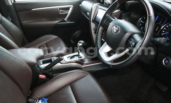 Buy Used Toyota Fortuner White Car in Gobabis in Omaheke Buy Used Toyota Fortuner White Car in Gobabis in Omaheke