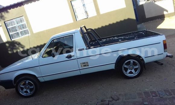 Buy Used Volkswagen Amarok White Car in Windhoek in Namibia Buy Used Volkswagen Amarok White Car in Windhoek in Namibia