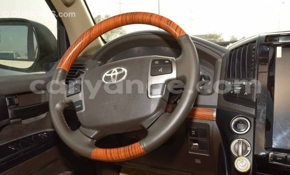 Buy Import Toyota Land Cruiser White Car in Import - Dubai in Namibia Buy Import Toyota Land Cruiser White Car in Import - Dubai in Namibia