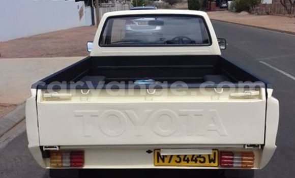 Buy Used Toyota Hilux White Car in Windhoek in Namibia Buy Used Toyota Hilux White Car in Windhoek in Namibia