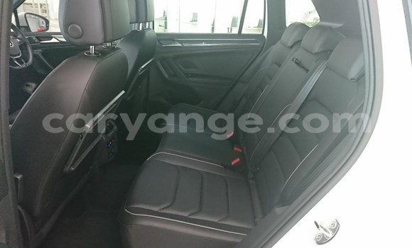 Acheter Occasion Voiture Volkswagen Tiguan Blanc à Karasburg, Karas Acheter Occasion Voiture Volkswagen Tiguan Blanc à Karasburg, Karas