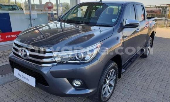 Buy Used Toyota Hilux Silver Car in Gobabis in Omaheke Buy Used Toyota Hilux Silver Car in Gobabis in Omaheke