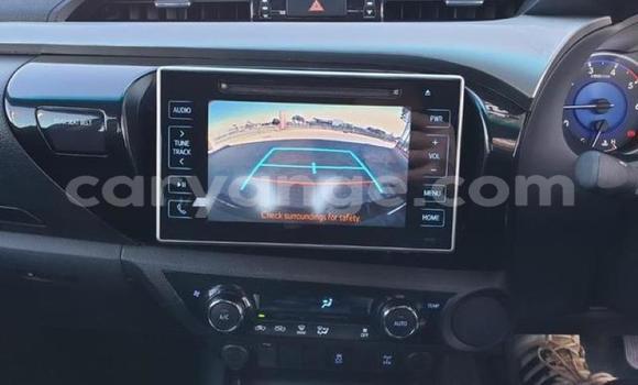 Buy Used Toyota Hilux Silver Car in Gobabis in Omaheke Buy Used Toyota Hilux Silver Car in Gobabis in Omaheke