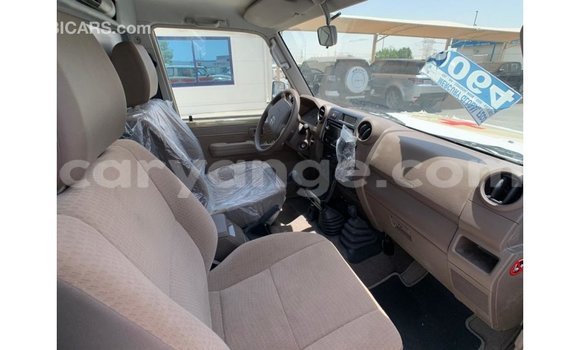 Buy Import Toyota Land Cruiser White Car in Import - Dubai in Namibia Buy Import Toyota Land Cruiser White Car in Import - Dubai in Namibia