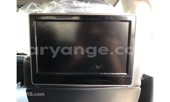 Acheter Import Voiture Lexus LX Blanc à Import - Dubai, Namibie Acheter Import Voiture Lexus LX Blanc à Import - Dubai, Namibie