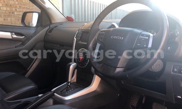 Acheter Occasion Voiture Isuzu KB Blanc à Karasburg, Karas Acheter Occasion Voiture Isuzu KB Blanc à Karasburg, Karas