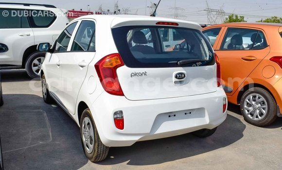 Acheter Import Voiture Kia Picanto Blanc à Import - Dubai, Namibie Acheter Import Voiture Kia Picanto Blanc à Import - Dubai, Namibie