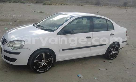 Acheter Occasion Voiture Volkswagen Polo Blanc à Windhoek, Namibie Acheter Occasion Voiture Volkswagen Polo Blanc à Windhoek, Namibie