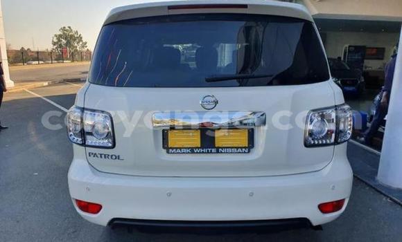 Buy Used Nissan Patrol White Car in Gobabis in Omaheke Buy Used Nissan Patrol White Car in Gobabis in Omaheke