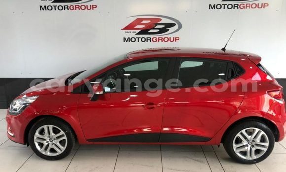 Buy Used Renault Clio Red Car in Aranos in Hardap Buy Used Renault Clio Red Car in Aranos in Hardap