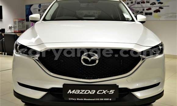 Buy Import Mazda CX–5 White Car in Usakos in Erongo Buy Import Mazda CX–5 White Car in Usakos in Erongo