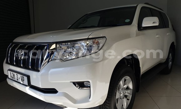 Buy Used Toyota Prado White Car in Karasburg in Karas Buy Used Toyota Prado White Car in Karasburg in Karas