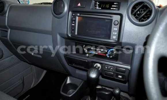 Buy Used Toyota Prado White Car in Karasburg in Karas Buy Used Toyota Prado White Car in Karasburg in Karas