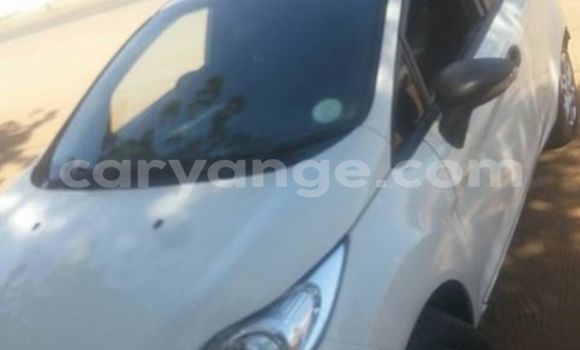 Acheter Occasion Voiture Ford Fiesta Blanc à Windhoek, Namibie Acheter Occasion Voiture Ford Fiesta Blanc à Windhoek, Namibie