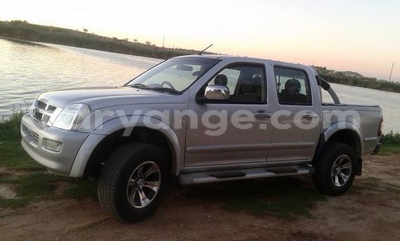 Acheter Occasion Voiture Isuzu D–MAX Autre à Windhoek, Namibie Acheter Occasion Voiture Isuzu D–MAX Autre à Windhoek, Namibie