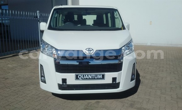 Buy Used Toyota Hi Ace White Car in Karasburg in Karas Buy Used Toyota Hi Ace White Car in Karasburg in Karas