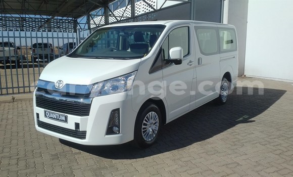 Buy Used Toyota Hi Ace White Car in Karasburg in Karas Buy Used Toyota Hi Ace White Car in Karasburg in Karas