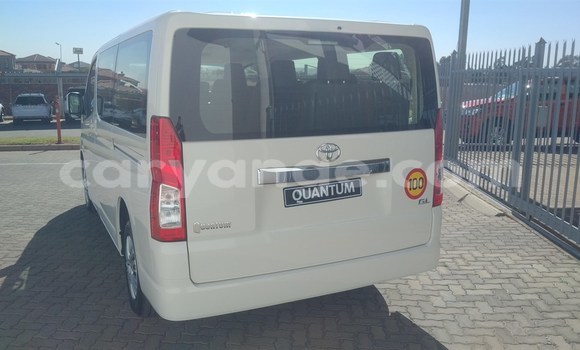 Buy Used Toyota Hi Ace White Car in Karasburg in Karas Buy Used Toyota Hi Ace White Car in Karasburg in Karas