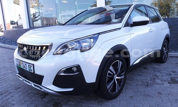 Buy Used Peugeot 3008 White Car in Karasburg in Karas