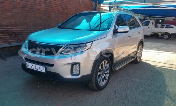 Buy Used Kia Sorento Silver Car in Windhoek in Namibia Buy Used Kia Sorento Silver Car in Windhoek in Namibia