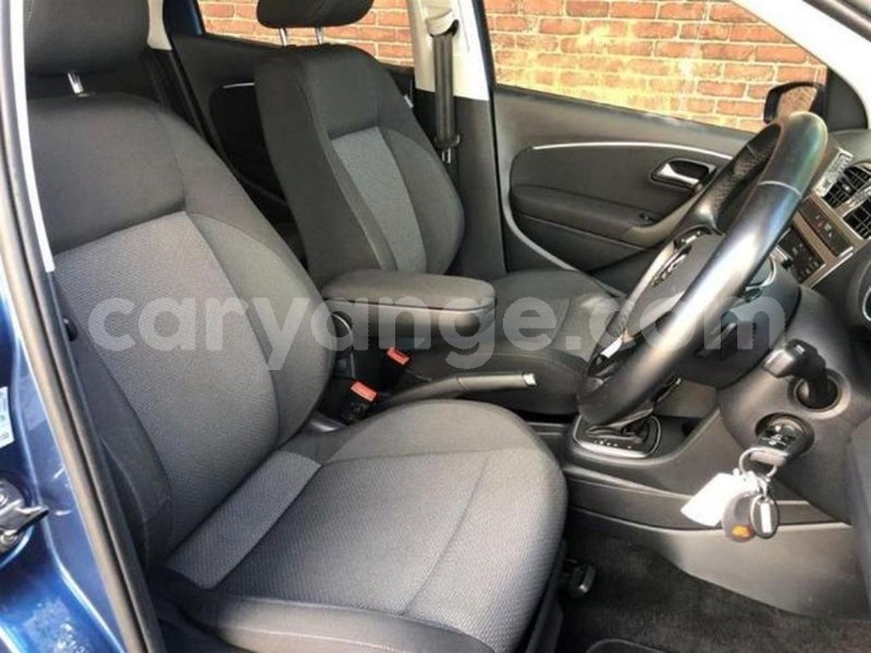 Big with watermark surf4cars used cars afz33231ec704164300a532eec08fe0c4d5 158833 volkswagen polo hatch 12tsi highline auto 9 id4687668 9