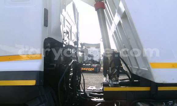 Buy Used Hino 300 Series Other Truck in Windhoek in Namibia Buy Used Hino 300 Series Other Truck in Windhoek in Namibia