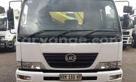 Buy Used Isuzu FTR 850 White Truck in Windhoek in Namibia Buy Used Isuzu FTR 850 White Truck in Windhoek in Namibia