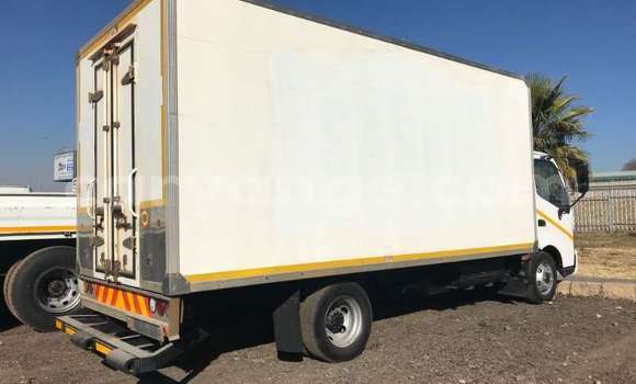 Buy Used Hino 300 Series White Truck in Windhoek in Namibia Buy Used Hino 300 Series White Truck in Windhoek in Namibia