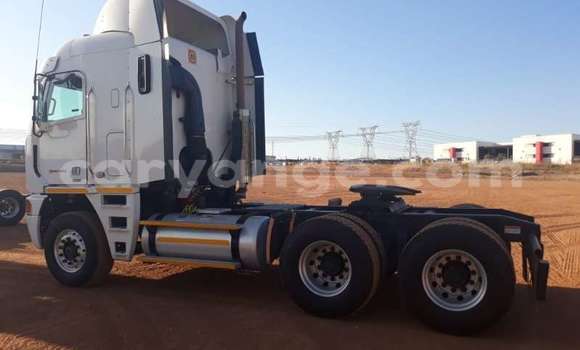 Buy Used Freightliner 90 Cum 500 White Truck in Windhoek in Namibia Buy Used Freightliner 90 Cum 500 White Truck in Windhoek in Namibia