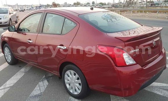 Acheter Import Voiture Nissan Versa Rouge à Import - Dubai, Namibie Acheter Import Voiture Nissan Versa Rouge à Import - Dubai, Namibie
