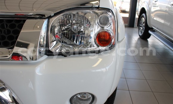 Buy Used Nissan Hardbody White Car in Gobabis in Omaheke Buy Used Nissan Hardbody White Car in Gobabis in Omaheke